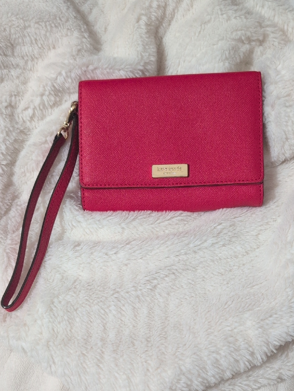 kate spade fuchsia leather wristlet clutch